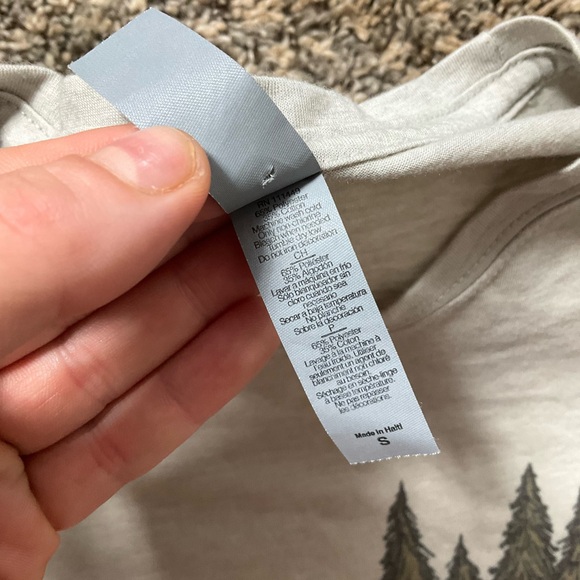 Explore Hiking Boot Graphic T-Shirt - Picture 4 of 4